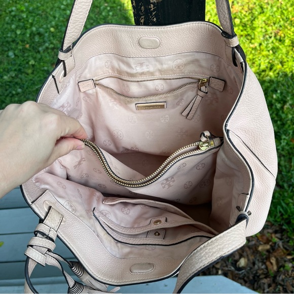 Tory Burch Thea Center-Zip Pebbled Leather Tote “Sweet Melon” - Picture 4 of 7